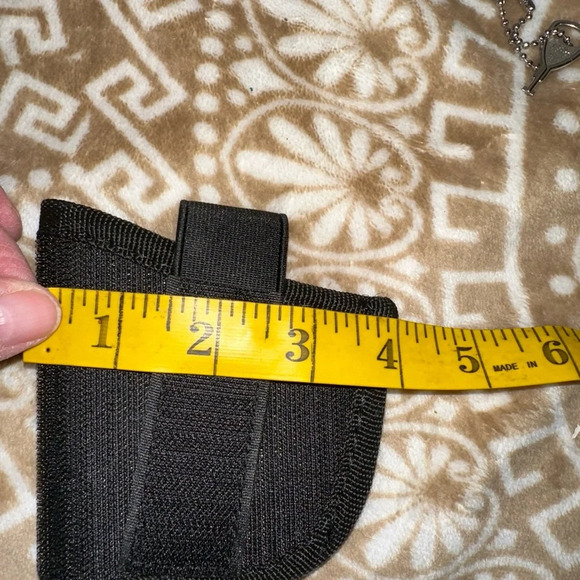 Roma Leathers R or L Lock, 4 Keys Concealed Carry Crossbody - Tan - Picture 6 of 15